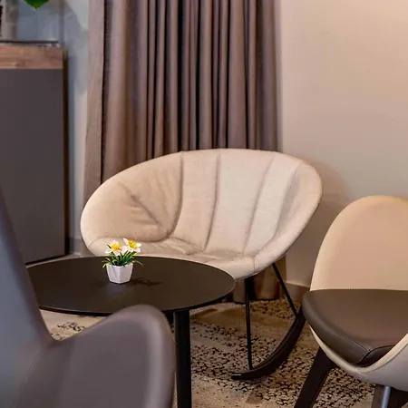 فندق B&B Hotel Ruesselsheim روزلسهايم