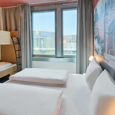 B&B Hotel Ruesselsheim 3*