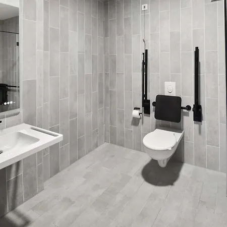 B&B Hotel Ruesselsheim روزلسهايم